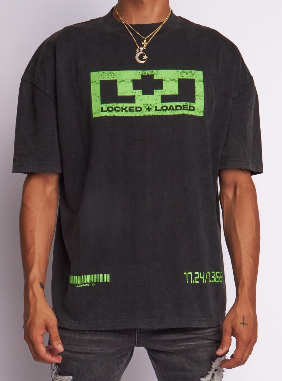 Locked & Loaded T-Shirt - Beckman - Oversized - Black And Neon - 103